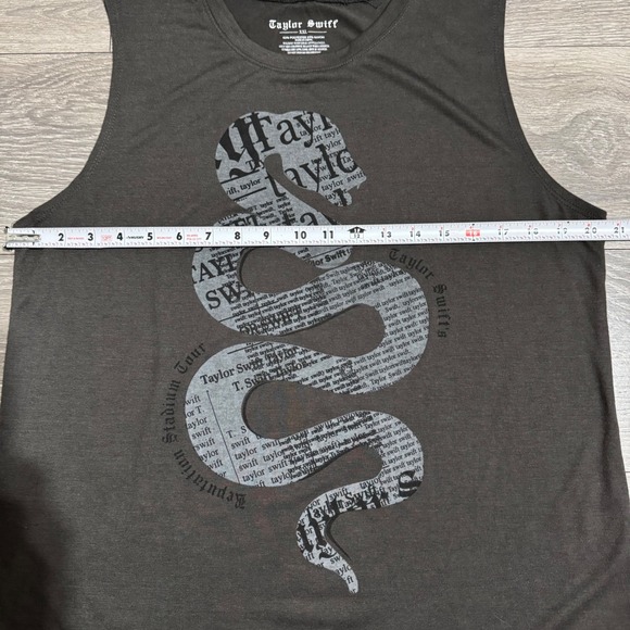 Taylor Swift Reputation Stadium Tour Snake Newsprint Tank Top XXL - Picture 9 of 13